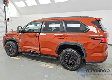 2024 Toyota Sequoia Sr5 z USA, uszkodzony, nr VIN 7SVAAABA6RX044219